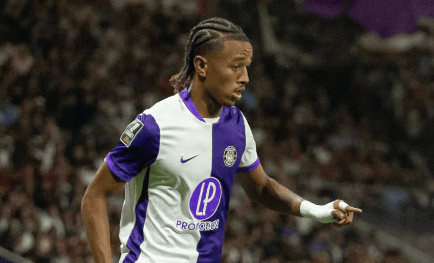 Mercato : courtisé en Europe, l'avenir d'Edjouma divise les supporters