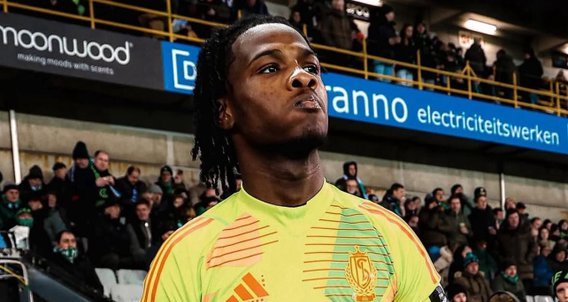 Mercato : “Épolo a attendu toute la journée à l'aéroport un accord avec le TFC”