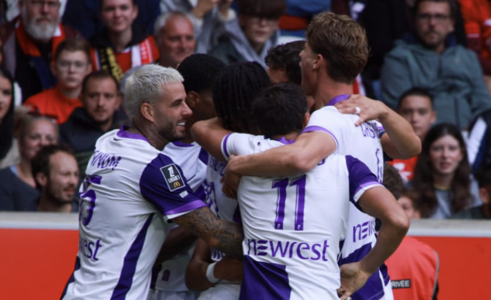 Soutien affiché : Donnum derrière Magri dans la tempête