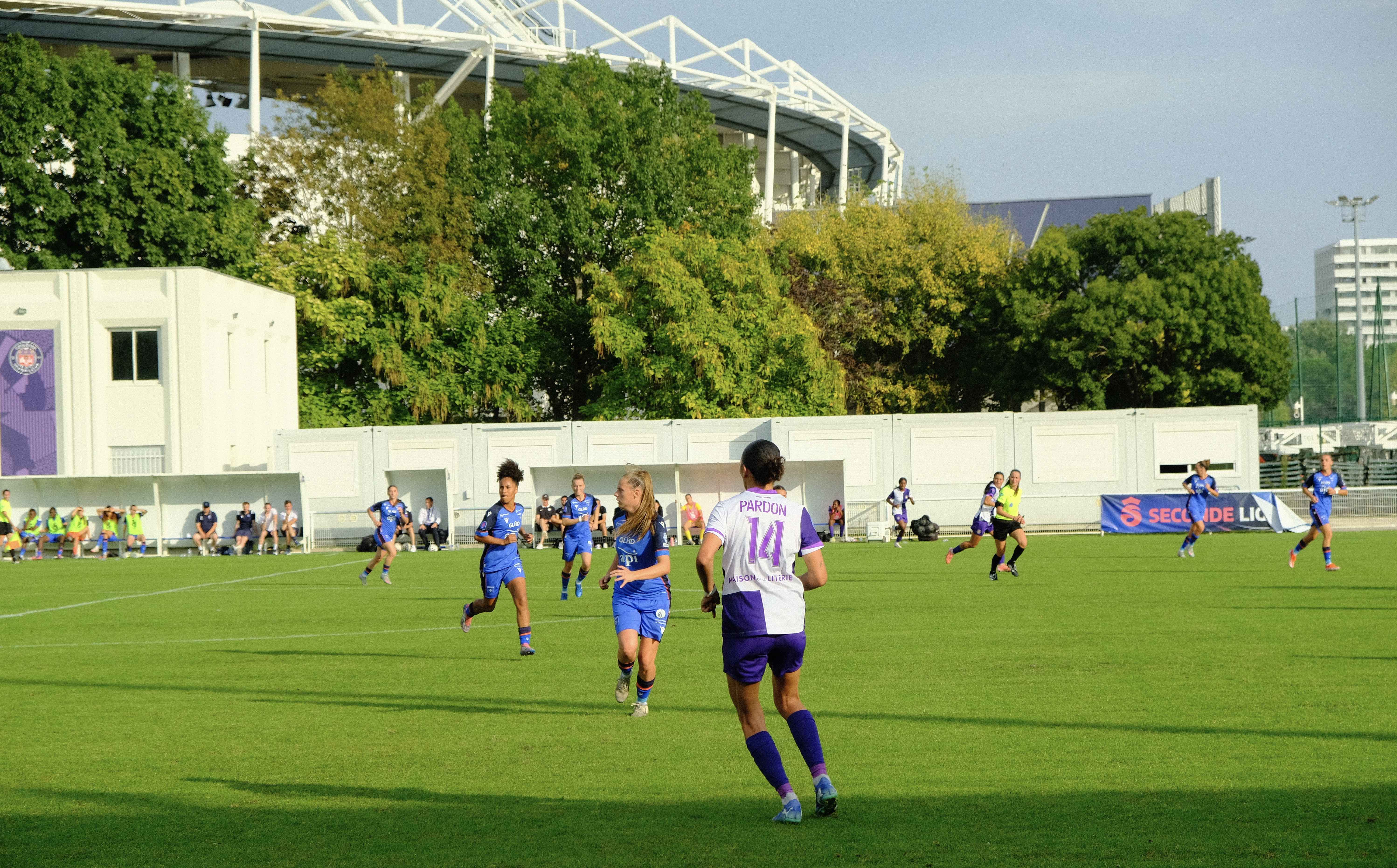 TFC - Guingamp (féminines) : prévu au Stadium, le match finalement délocalisé sur l’annexe