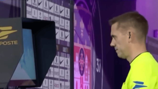 VAR : neuf clubs de Ligue 1 testent l'arbitrage vidéo, le TFC présent