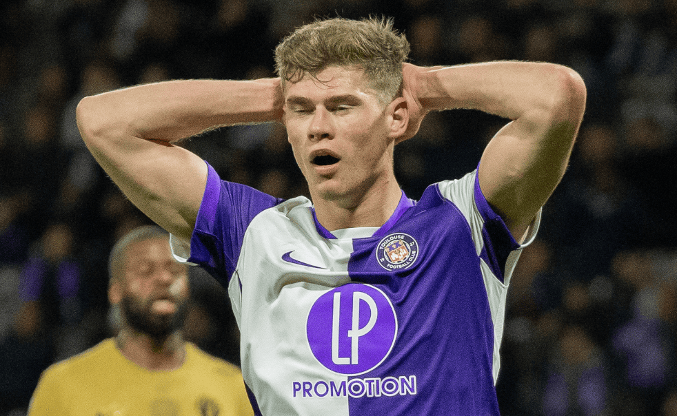 TFC 0-1 Angers SCO : voici les notes sur 10, Cresswell sauve la soirée, le coach très bas