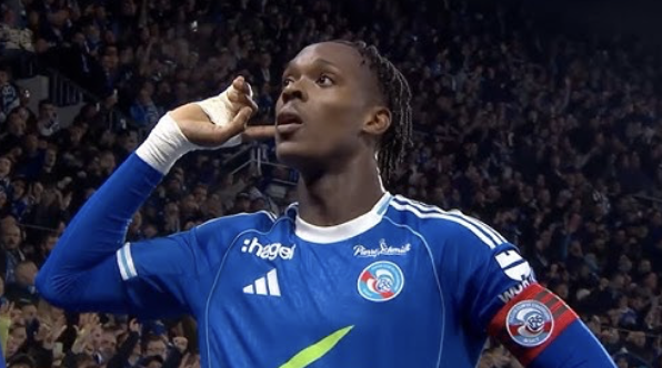 Le RC Strasbourg a-t-il fait “exprès” de suspendre Emegha face au TFC ?