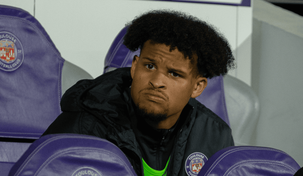 Une erreur sur le maillot de Russell-Rowe pour ses débuts avec le TFC