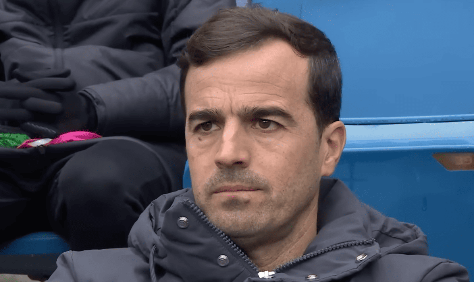 « J’aurais voulu offrir plus de victoires » : Carles Martinez Novell suspendu pour sa dernière au Stadium