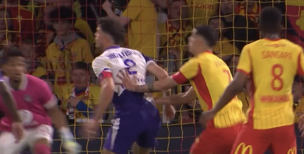 RC Lens - TFC : le but de Sotoca aurait-il dû être accepté ? L'analyse arbitrale