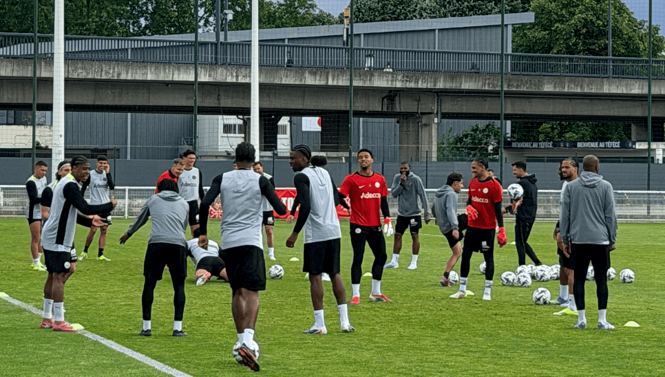 Kamanzi fête ses 100 matchs, Donnum régale, CMN profite : récit du dernier entraînement public