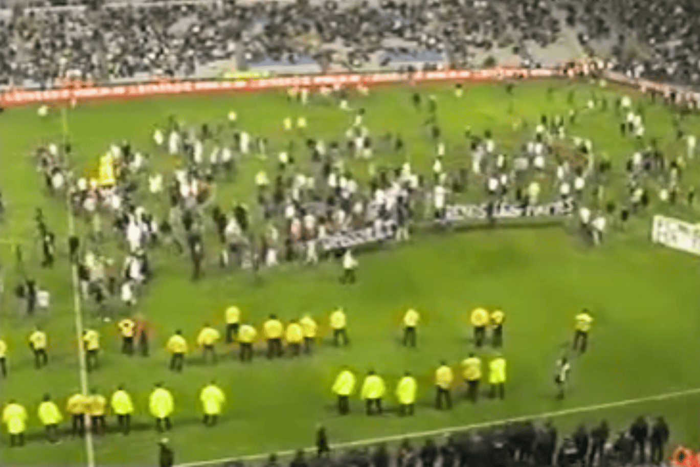 Les matchs de légende : en 2007, l'envahissement de terrain à la Beaujoire envoyait le TFC en Ligue des Champions