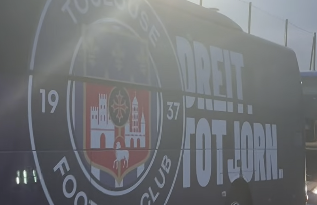 EN VIDÉO - Le TFC dévoile son nouveau bus pour la saison 2026/2027