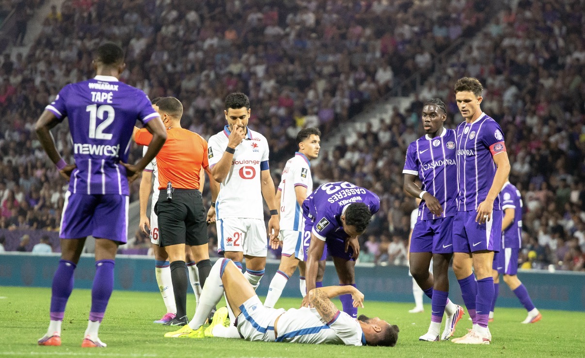 Défaite face au LOSC, 3 recrues arrivent, Gboho s'en va et Casseres va prolonger  : voici les 7 infos à retenir de la semaine