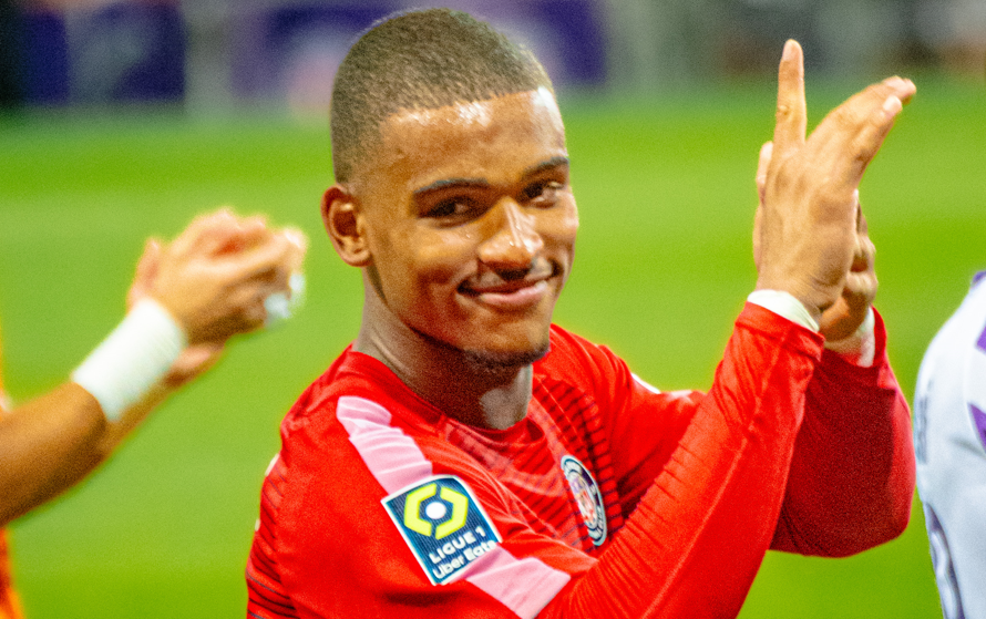 Martinez Novell : “Restes ? Les étapes vont très vite, mais il est prêt”