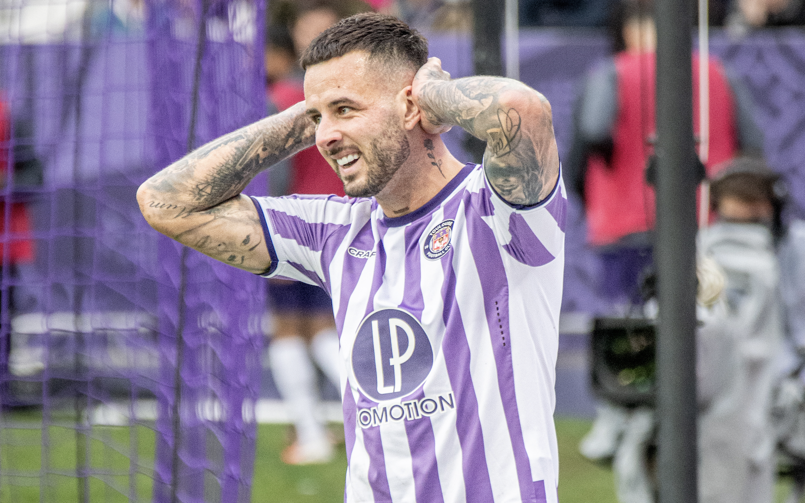 Aron Donnum sera suspendu, voici les explications et le match concerné