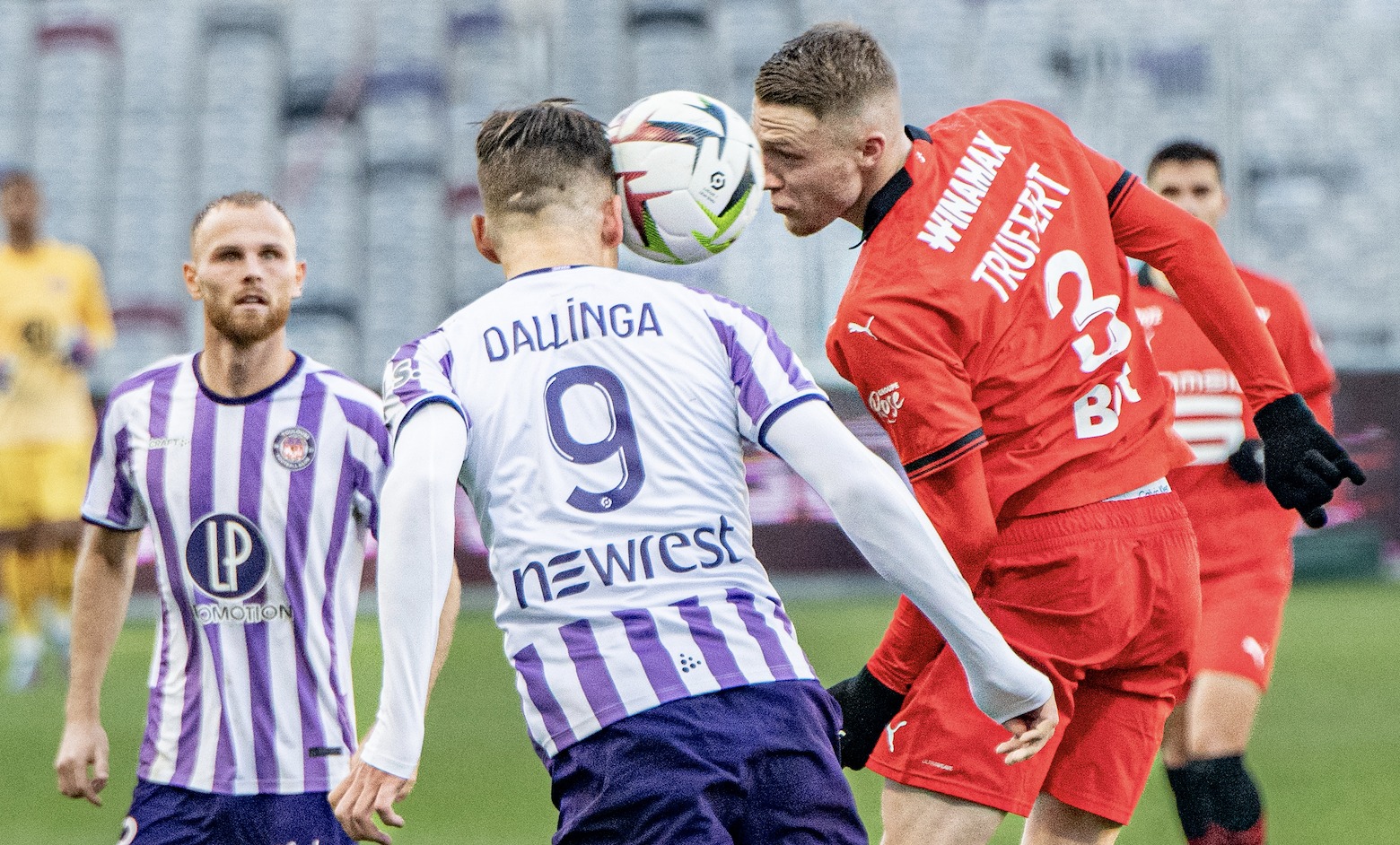 Mercato : Thijs Dallinga à Bologne ce lundi, son salaire dévoilé