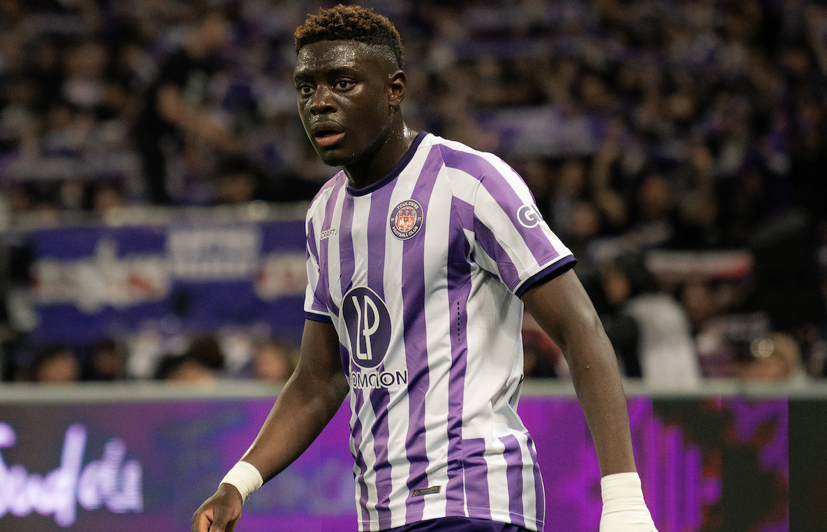 Cristian Casseres titulaire, Christian Mawissa sur le banc, Carles Martinez Novell se justifie