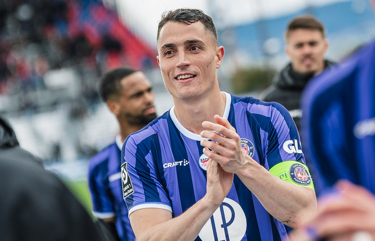 Euro 2024 : quelles chances pour Thijs Dallinga et Vincent Sierro ?