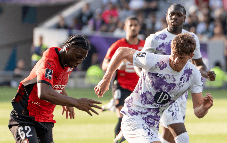 Mercato : après Canvot, un deuxième défenseur du TFC à Crystal Palace pour remplacer Guehi ?