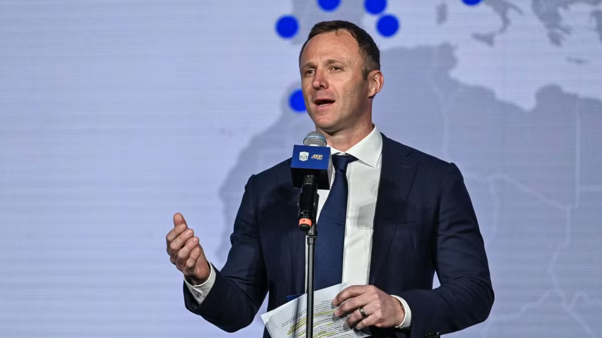 Après le TFC, Massimo Calvelli grimpe dans la hiérarchie RedBird et rejoint l'AC Milan